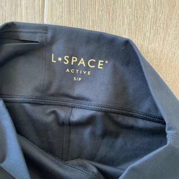 L-Space Sidelines Black and white leggings - size small - Picture 4 of 4